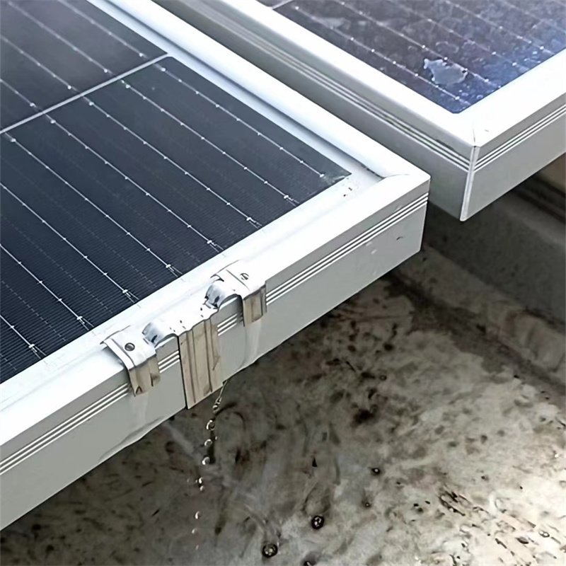 30/35mm PV Solar Panel Water Drainage Clips Mud-cleaning