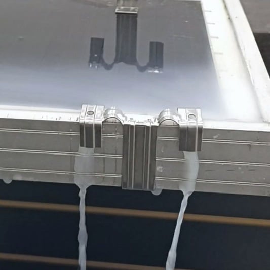 30/35mm PV Solar Panel Water Drainage Clips Mud-cleaning